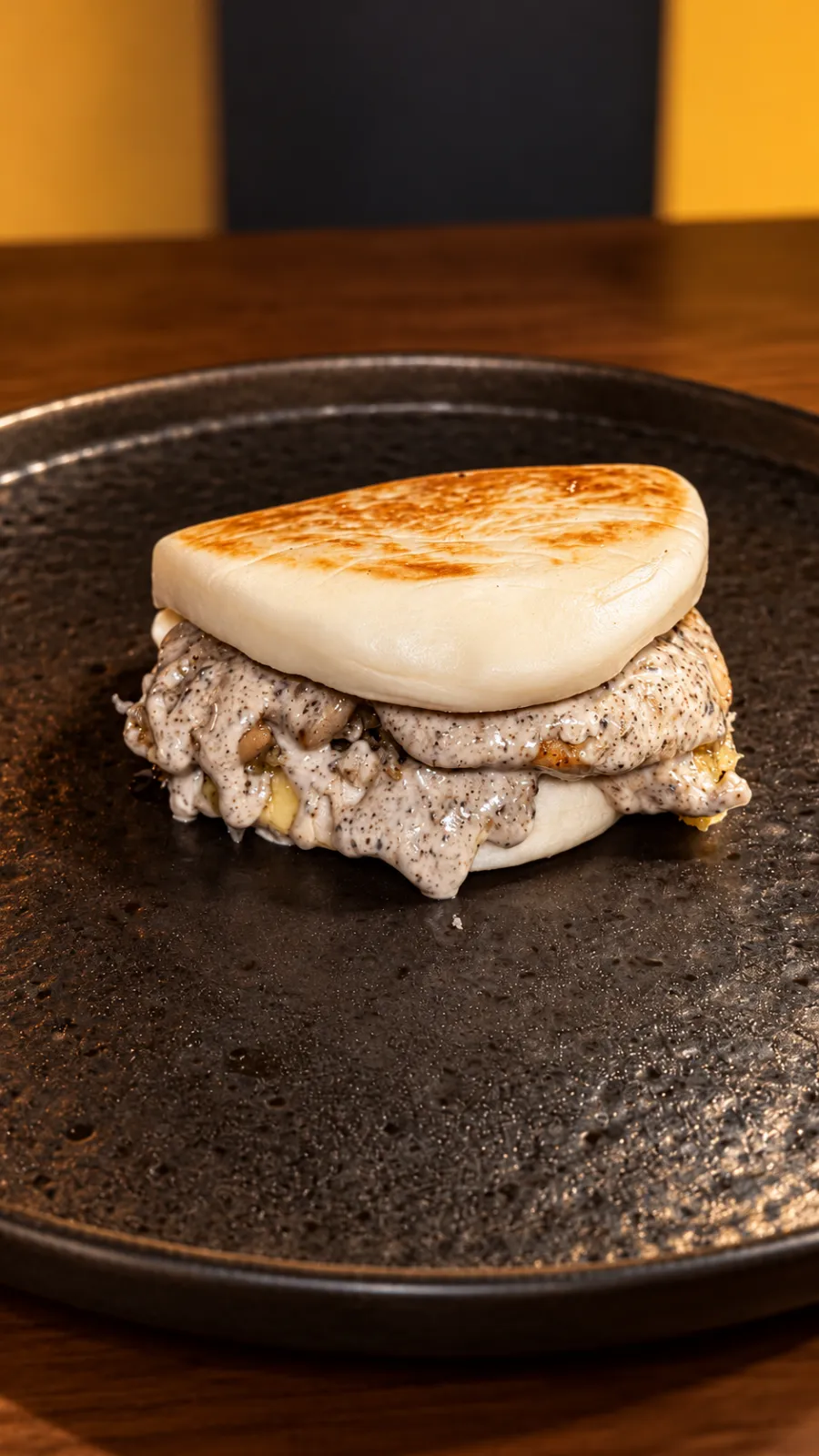 Pan bao de foie con mayonesa trufada