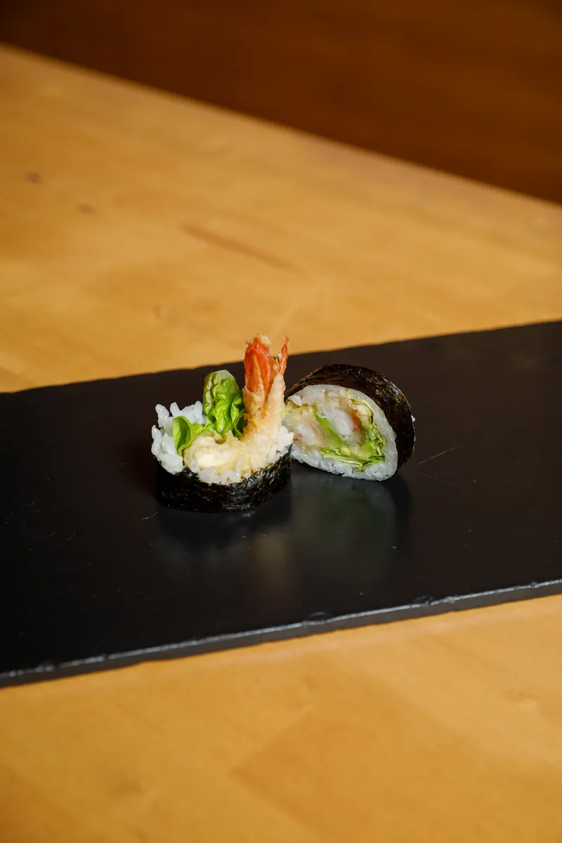 Tempura prawn futomaki (6 pcs)